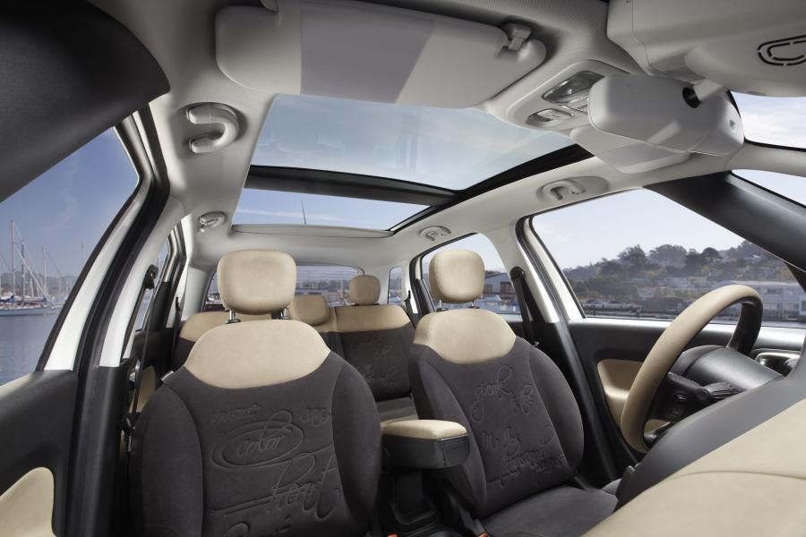  Fiat 500L 2013 года  (US) (фото 4 из 40)